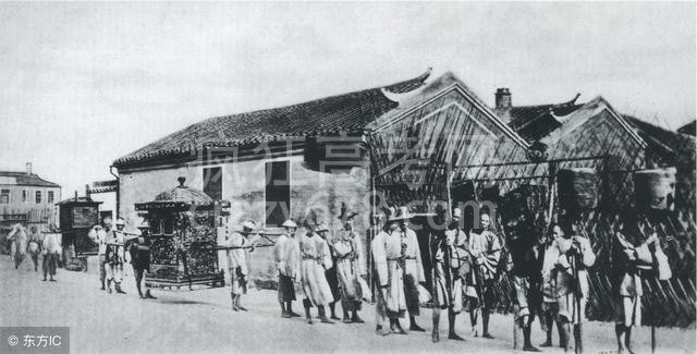 �߿���ʷ------������������