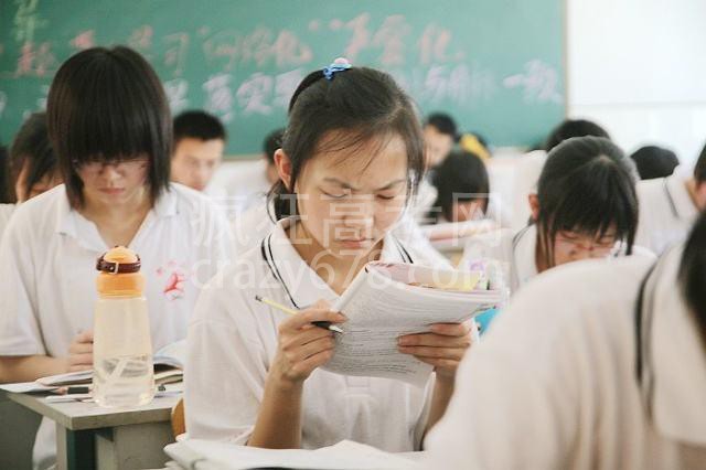 高中化学从不及格到95分,她靠的不是瞎蒙,而是这几个方法!